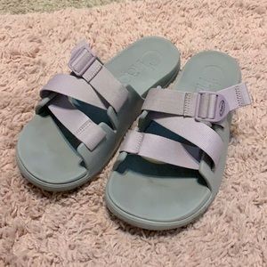 Chaco Chili’s Slides